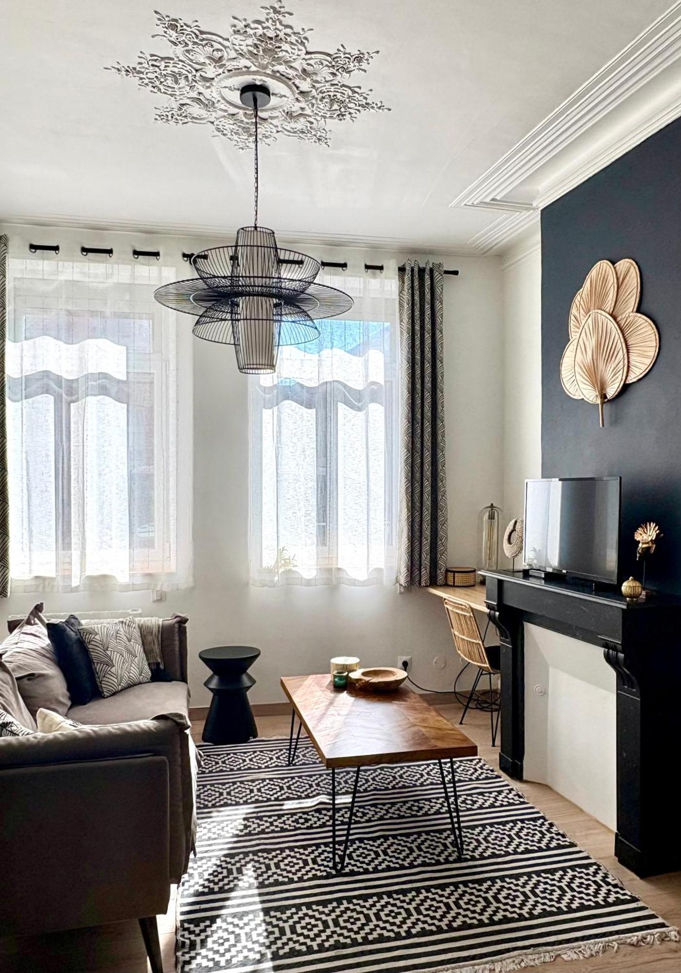 L'art Appart' - T2 - Lit King Size - Proche Centre Appartement *